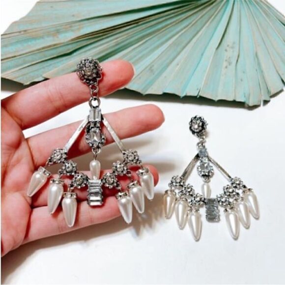 AztecāpearlādropāA311 - Picture 2 of 6